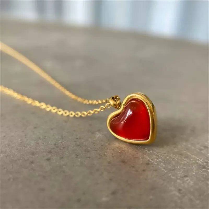 Collar para mujer de corazones profundo