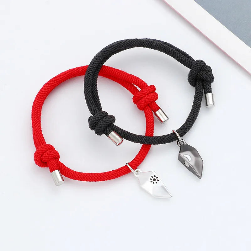 Pulsera pareja imantado con corazón sol y luna